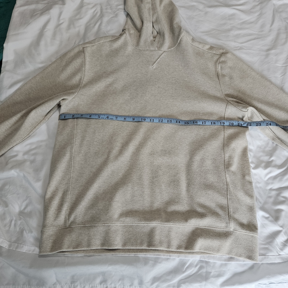 Vineyard Vines Men's Light Tan Hoodie Sweater